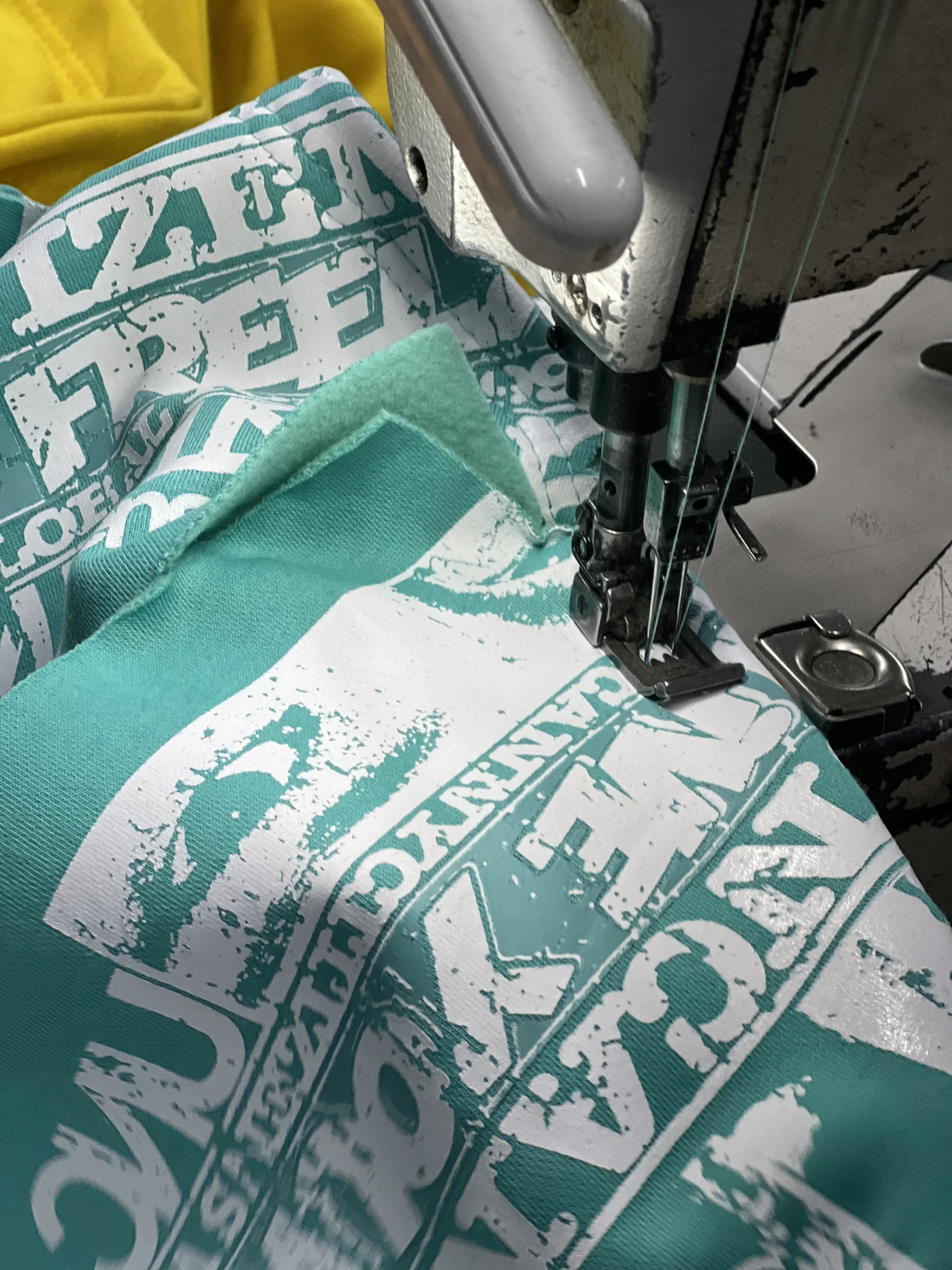 custom sweatsuit factory