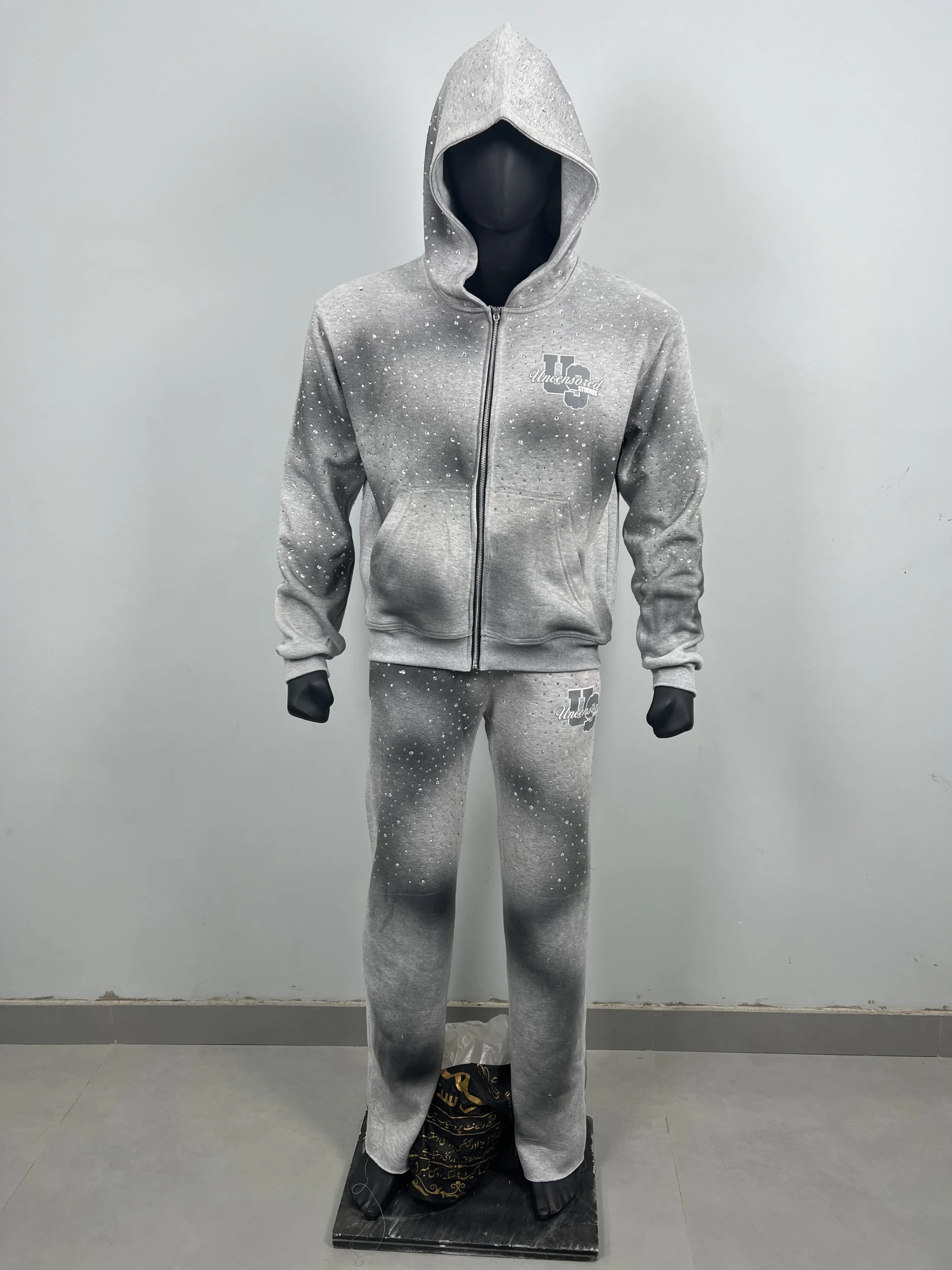 Stone wash sweatsuit